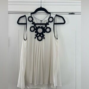 Max Studio Ivory Sleeveless Camisole with Black Floral Appliqué